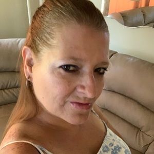 Meet your Posher, Yolanda